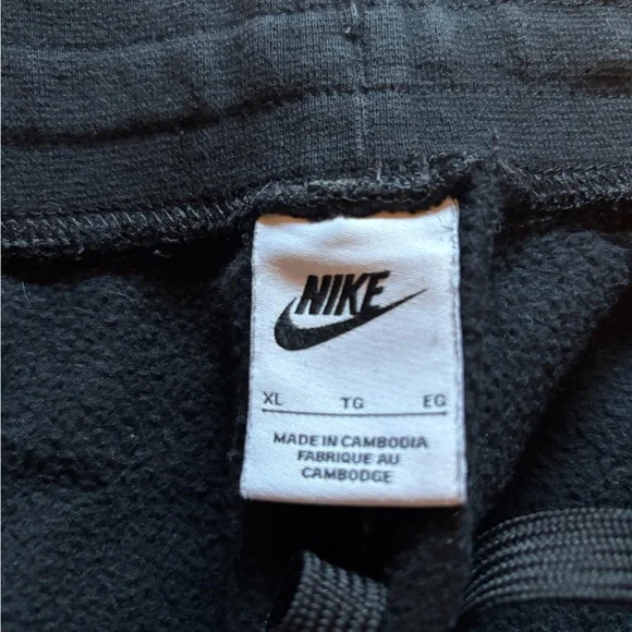 Nike black sweats - Picture 3 of 3